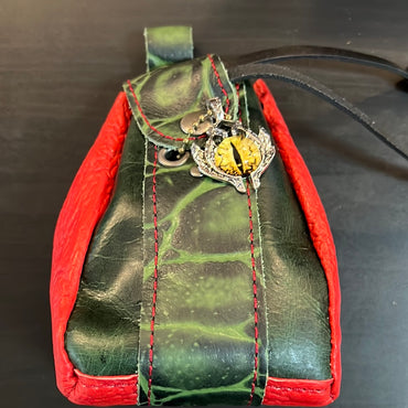 Grimbeards Square Dice Bag w/charm - Red/Green