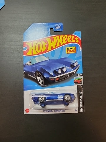 Hot Wheels - 72 Stingray Convertible