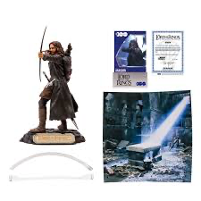 Aragorn Statue Movie maniacs LOTR 6-inched posed figure
