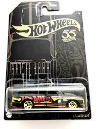 Hotwheels 55 ‘67 Chevy C10