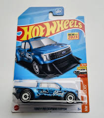 Hot Wheels HW HOT TRUCKS Ford F-150 Lightning Customs