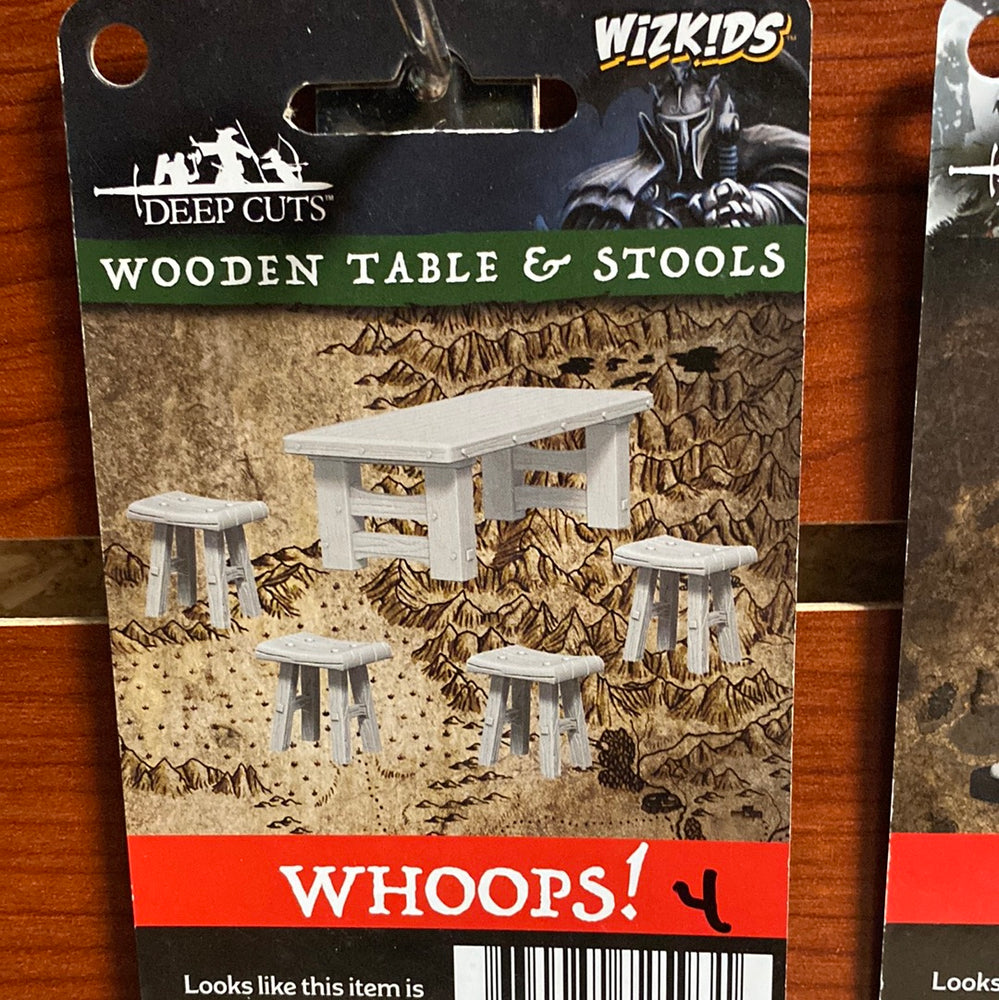 Pathfinder Miniatures Wooden Table and Stool Wave 4