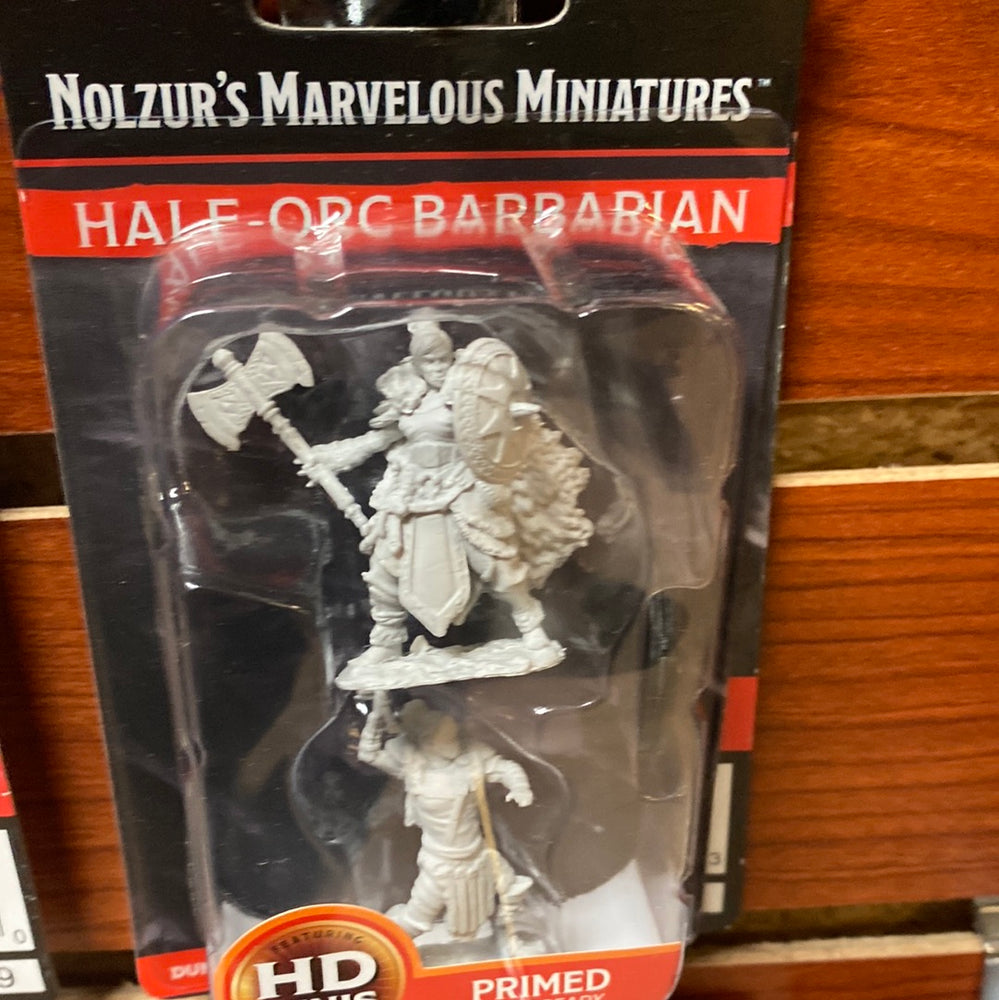 D&D Miniatures Half-Orc Barbarian