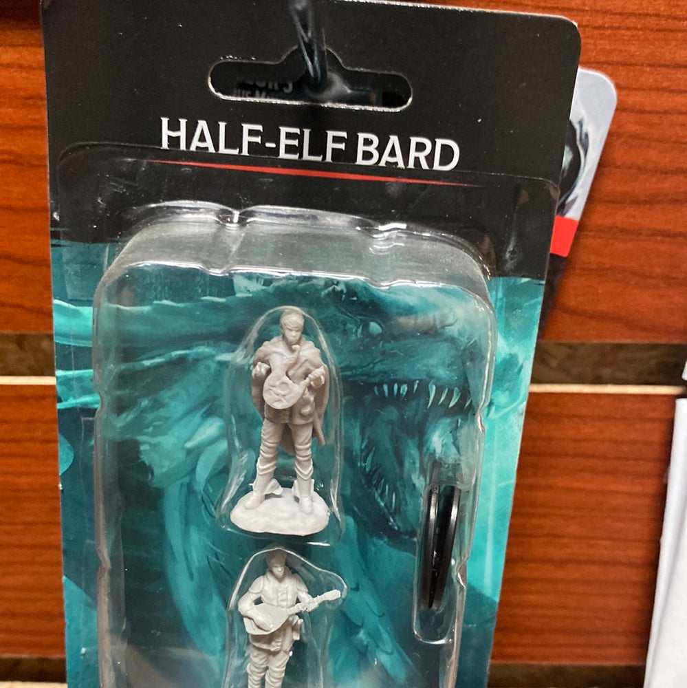 D&D miniatures Half-Elf Bard