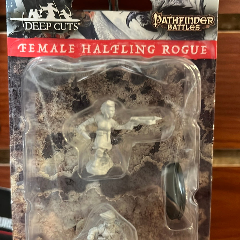 Pathfinder miniature Female Halfling Rogue