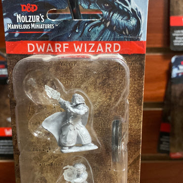 D&D Miniatures Dwarf Wizard