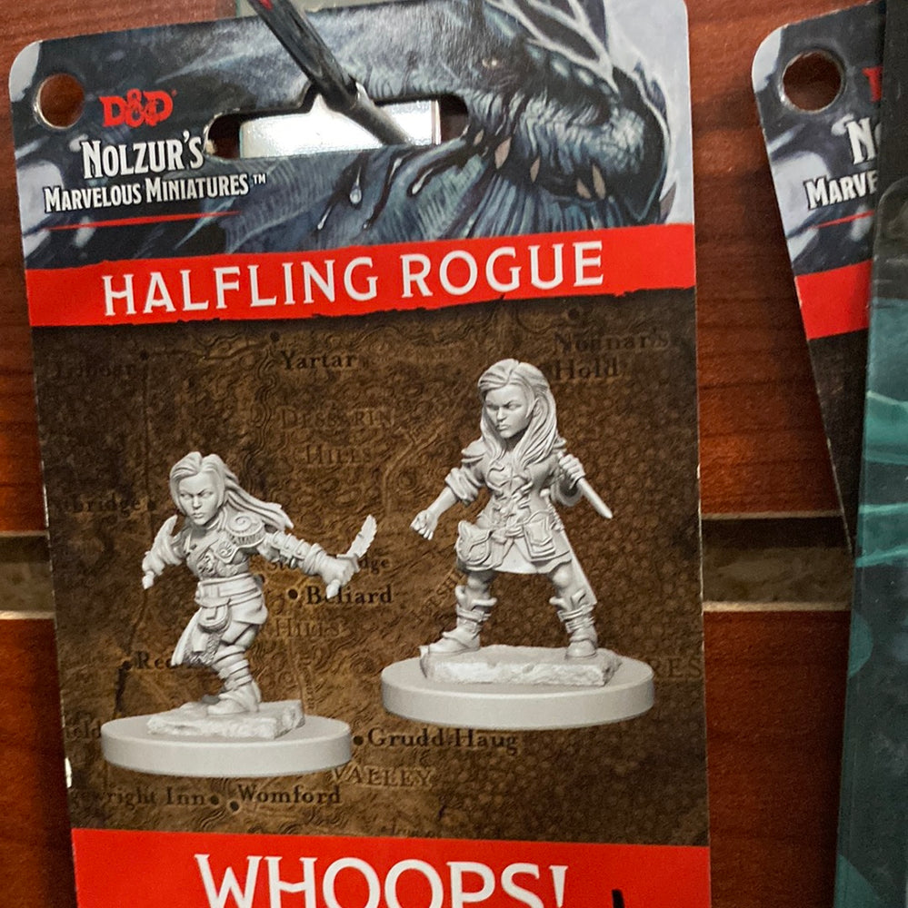 Dungeons and Dragons Miniatures Halfling Rogue wave 1