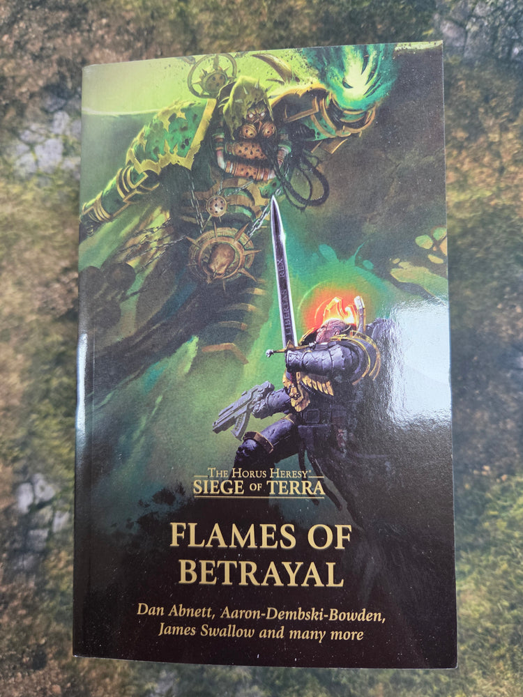 Black Library - Flames of Betrayal  PB
