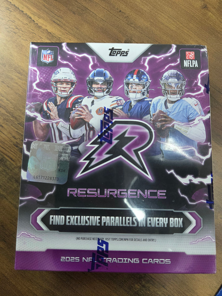 2025 Topps Resurgence Football Mega Box