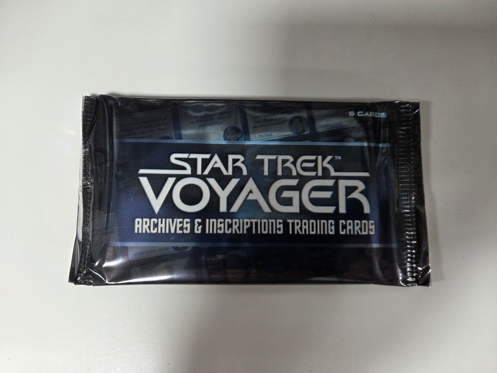 Star Trek Voyager Archives & Inscriptions Trading Cards Pack