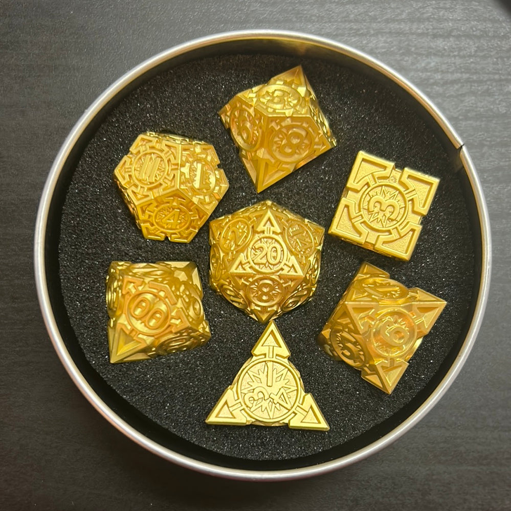 Gold Arrow Set of 7 Metal Polyhedral Dice with Gold Numbers for D20 Based RPG’s